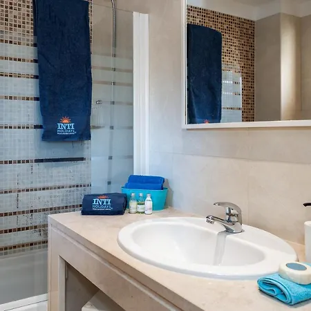 Apartment Simply Blue By Intiholidays
